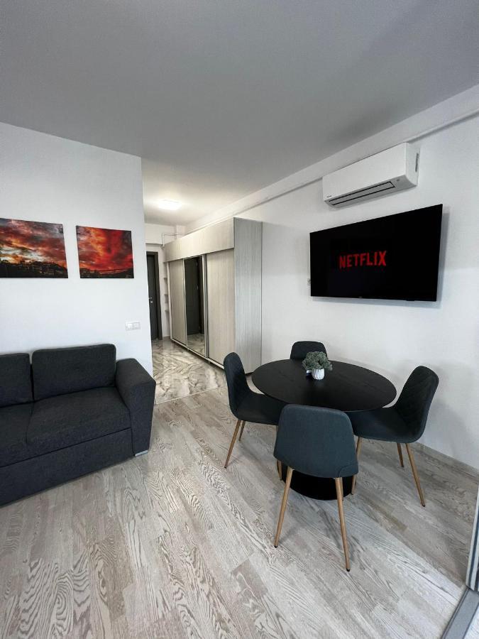 Cozy Apartments - City Center Iasi Exteriör bild