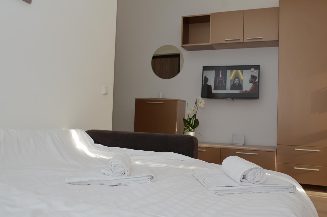Cozy Apartments - City Center Iasi Exteriör bild